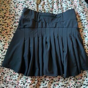 Sporty skirt from HALARA